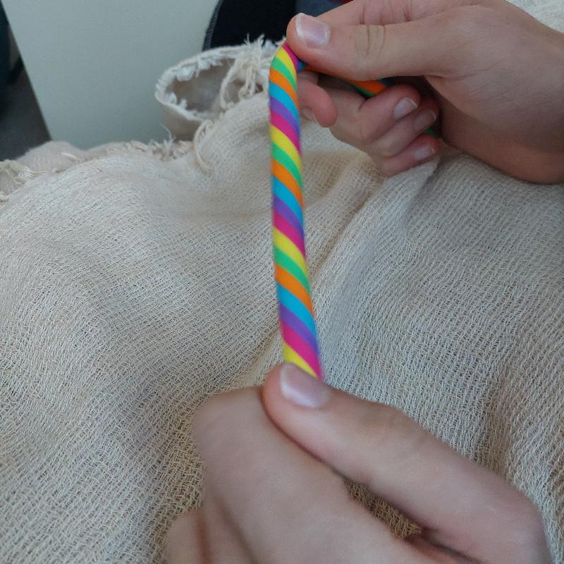 regenbogen stretchsnoer tweehandig draaien