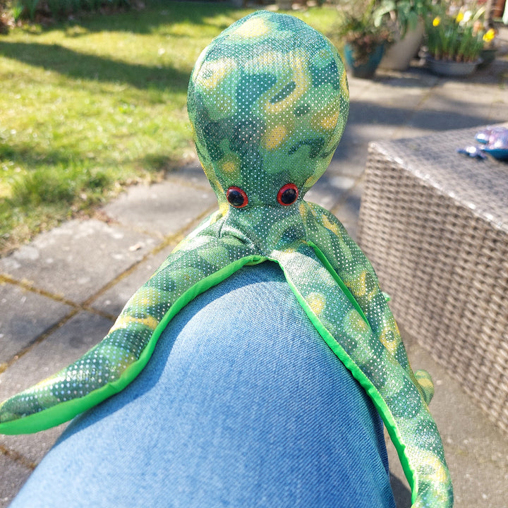 groene ocotopus zware knuffel zanddier, sensoriek materiaal, autisme materiaal