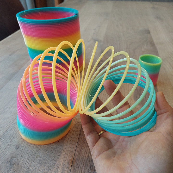 traploper 10cm doorsnee op hand, achtergrond traploper 5cm en 15cm, motoriekspeelgoed