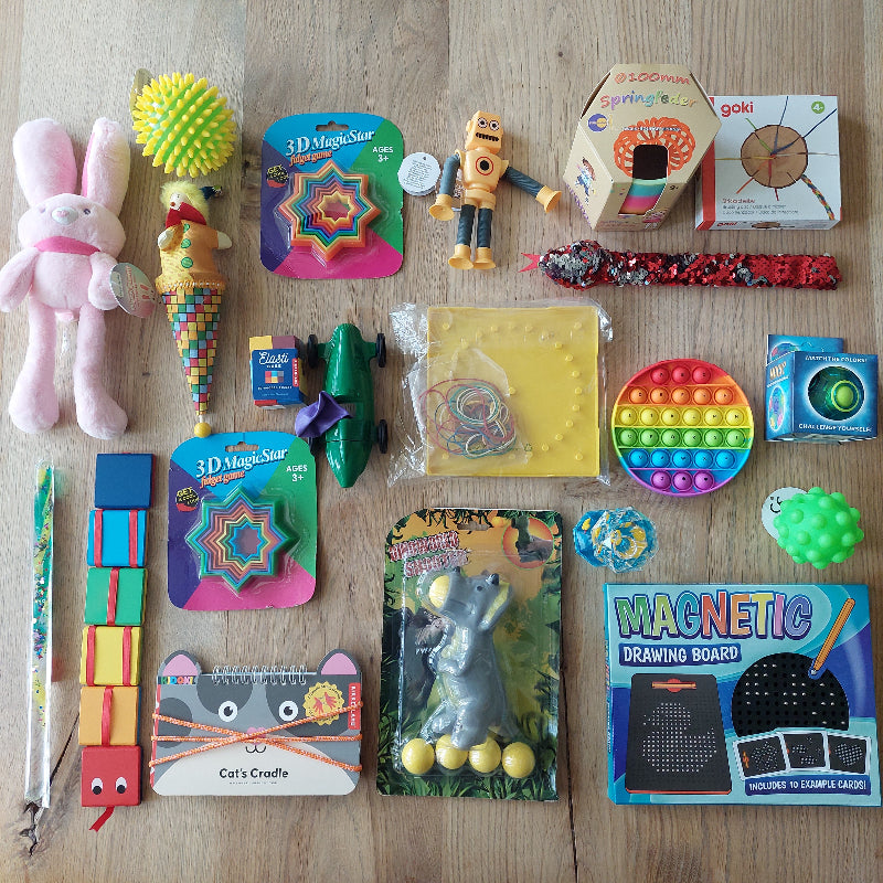 motoriek speelgoed, kleine speelgoed voor een motoriekkist, speelgoed voor in de klas, sinterklaas cadeau suggesties voor de klas.