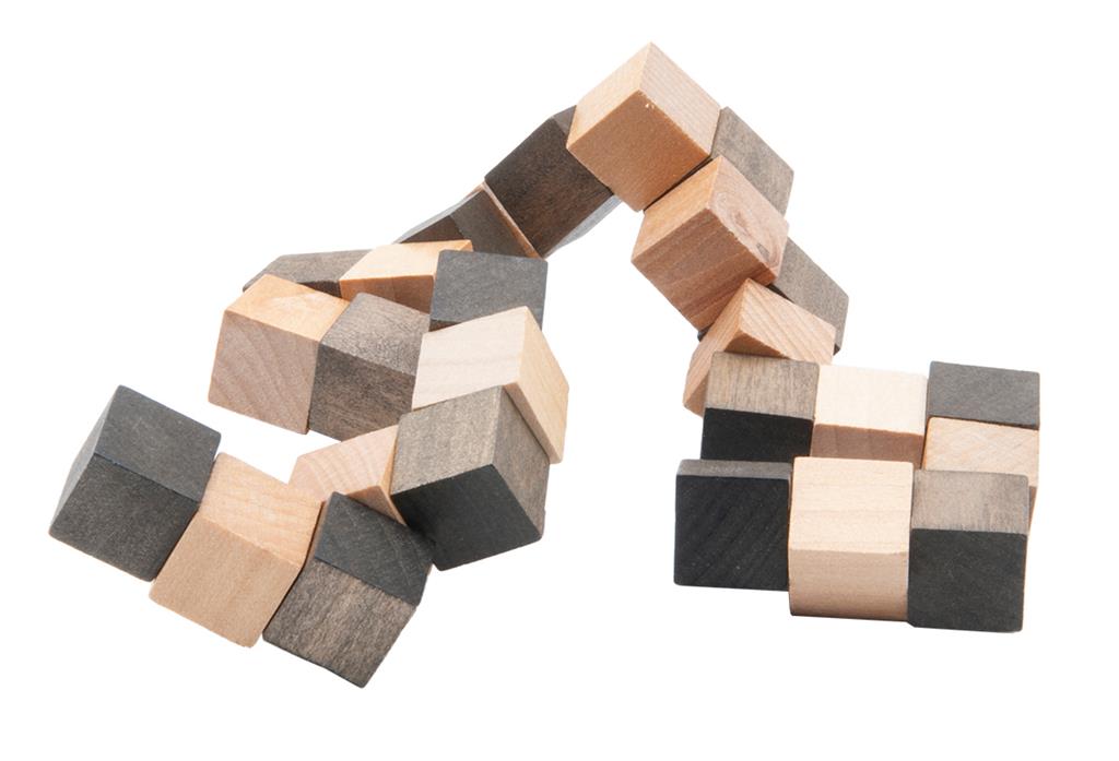 uitgevouwen houten pocketpuzzel slang, twee houtkleuren, licht en donker, motoriekspeelgoed van toys42hands