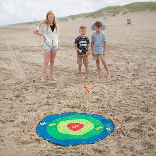 grote xxl bodem dart op het strand, voor jong en oud