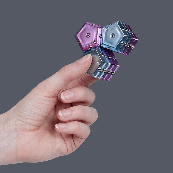 Speks Geode Chrome Sphere magneten in hand, si materiaal, fidgets voor volwassene