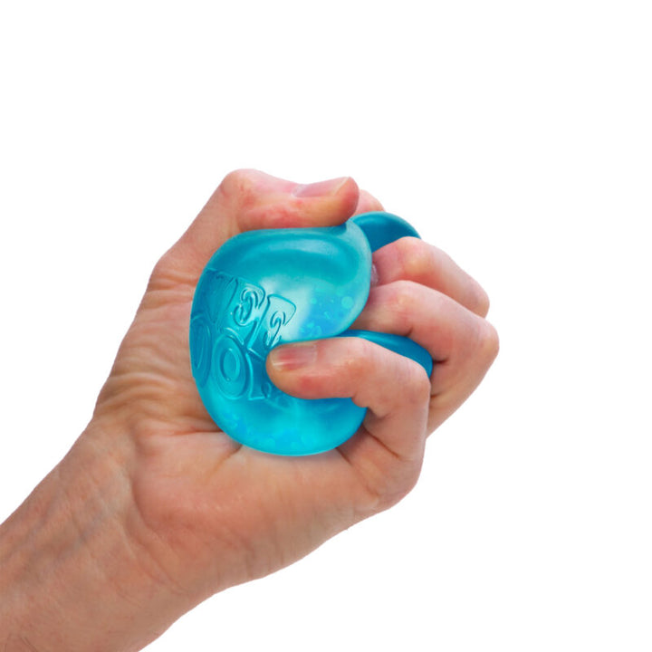 foto van needoh dream drop in hand, antistressbal, zware bal