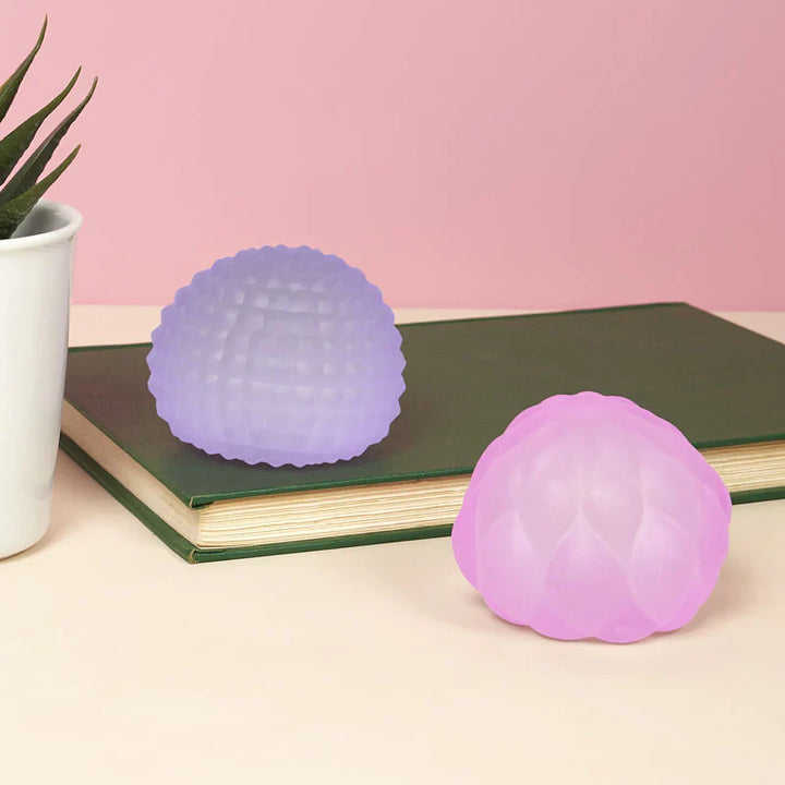 Speks Gump Surface warme kleuren duo set op bureau gebruikt voor focus en ontspanning