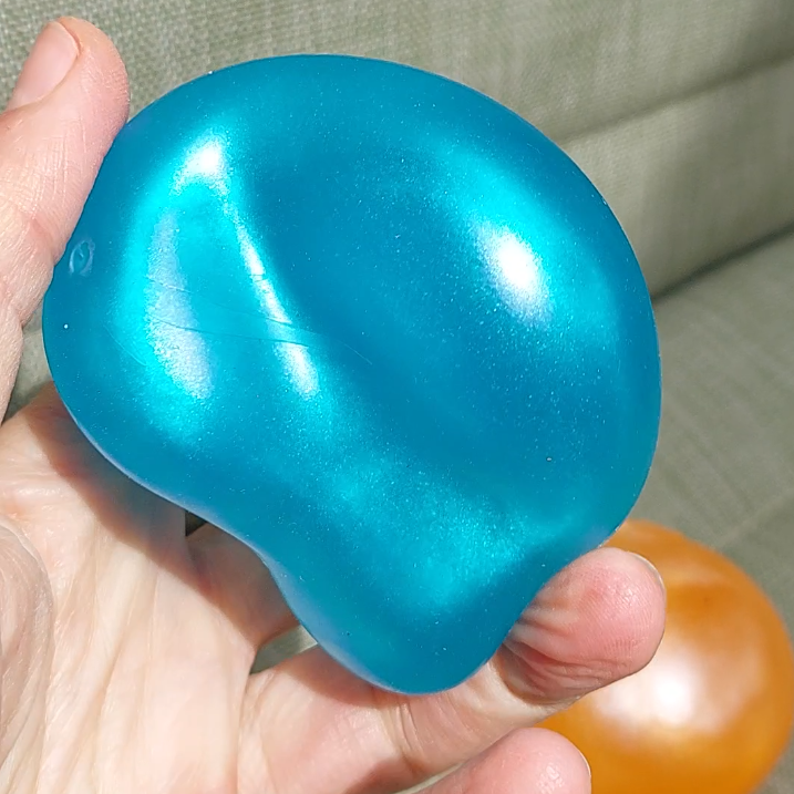 blauwe slow rise maltose ball, sugar squishy