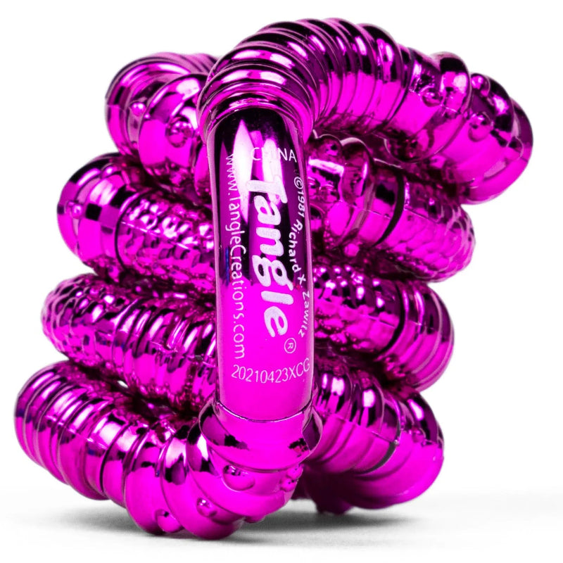 Roze pocket tangle fidget met gebogen schakels en sensorische structuur voor fijne motoriek en concentratie