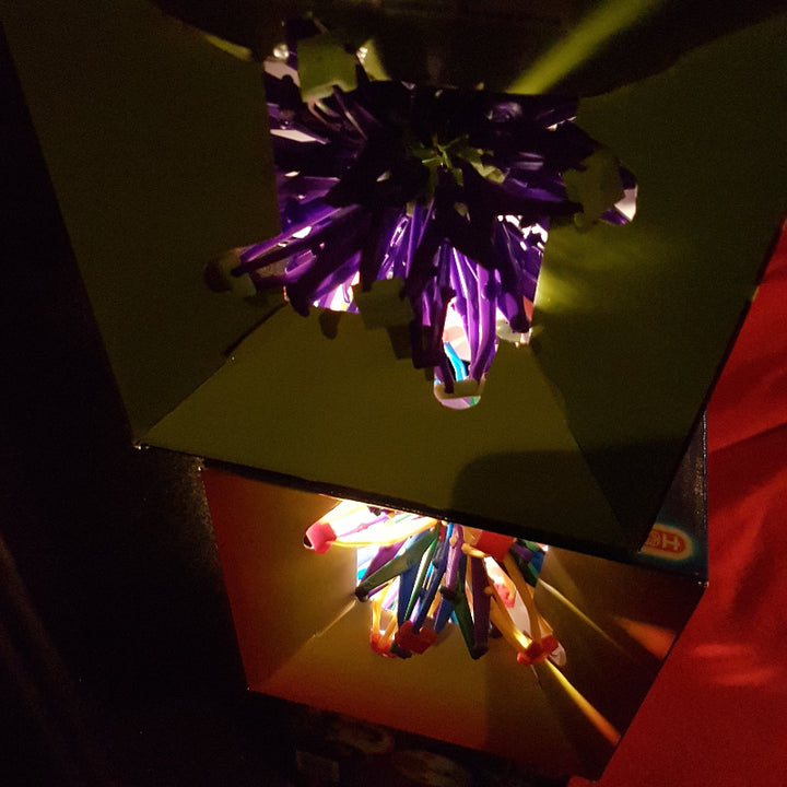 Toys42Hands Hoberman sphere glow mini