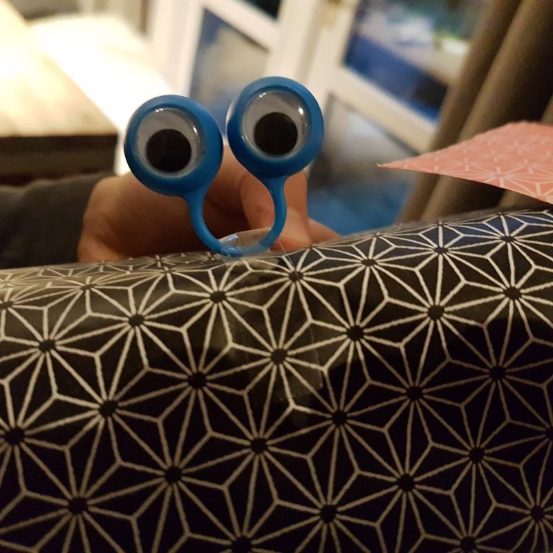 Toys42Hands Oobi vingerogen S