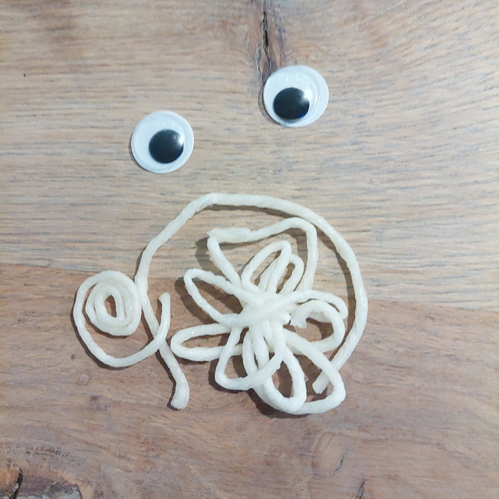 Wikki Stix Natuurkleuren 48 stuks, witte wikki stix mond met ogen gecombineerd, motoriek materiaal
