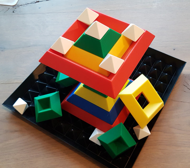 Toys42Hands Piramidenpuzzel met bodemplaat