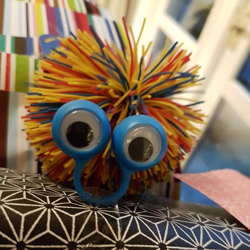 Toys42Hands Oobi vingerogen S