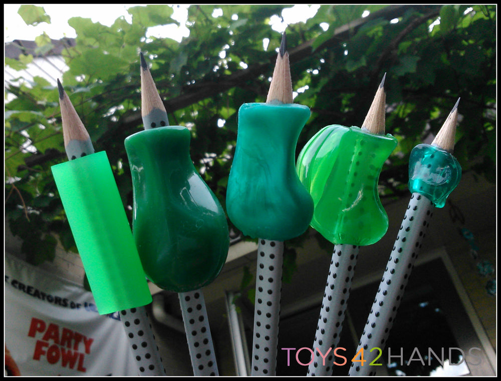 Toys42Hands Gripper crossover