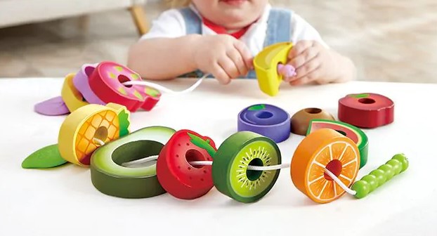 hape Rijgspel rupsje