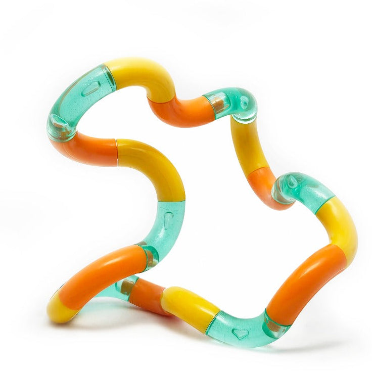 tangle classic mango, tangle in geel oranje en transparent groen, fidget tangle, fidget voor in de klas