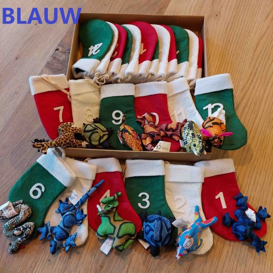 adventskalender mit sensorischen sandtieren gefüllt